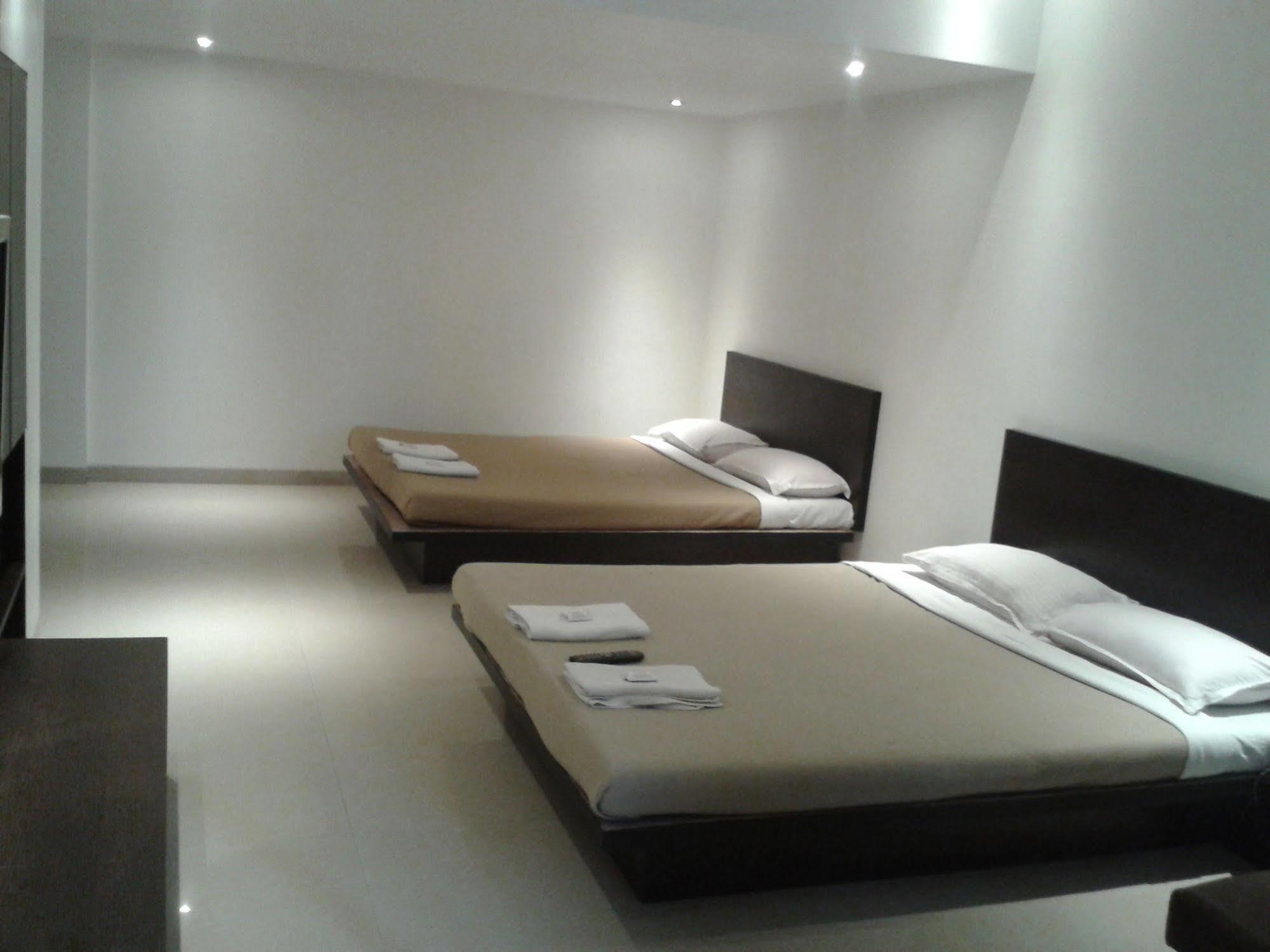 Silver Sands Beach Resort Daman Luaran gambar
