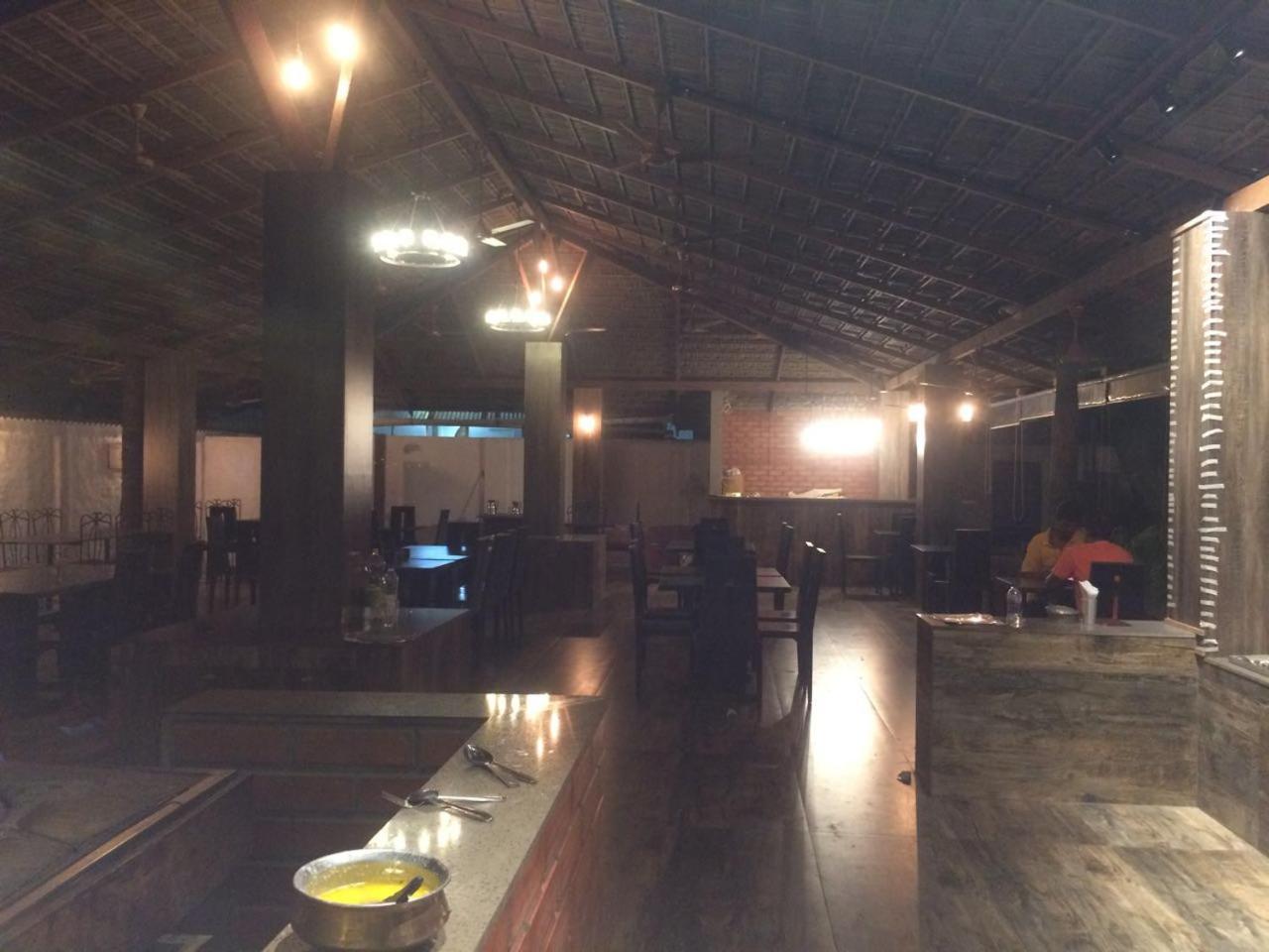 Silver Sands Beach Resort Daman Luaran gambar